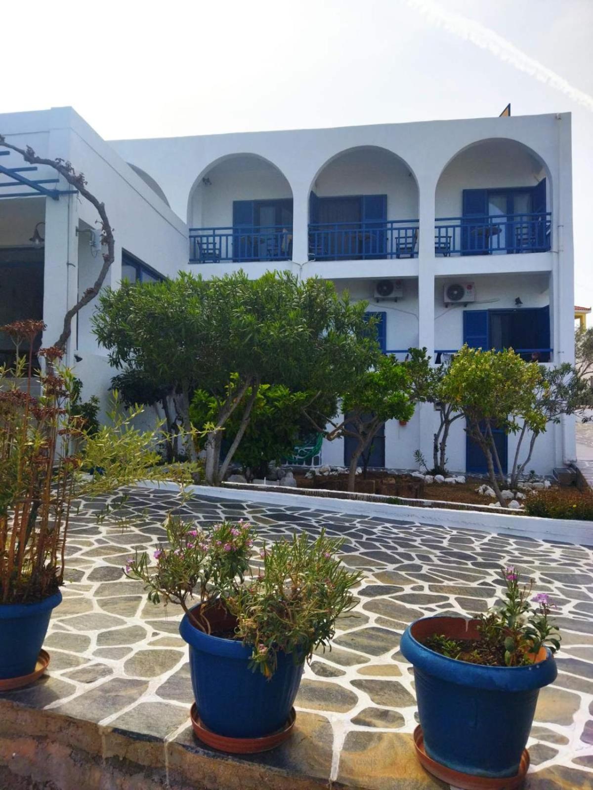 Hotel Flisvos Megalochori  Exterior foto